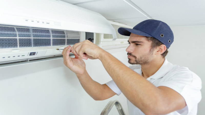 3 Reasons to Consider Using an Air Conditioning Service in Glenview